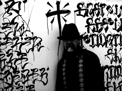 MexicanAmerican artist who began in the Cholo gang graffiti tradition 